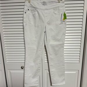 NWT Westbound Crisp White Pants